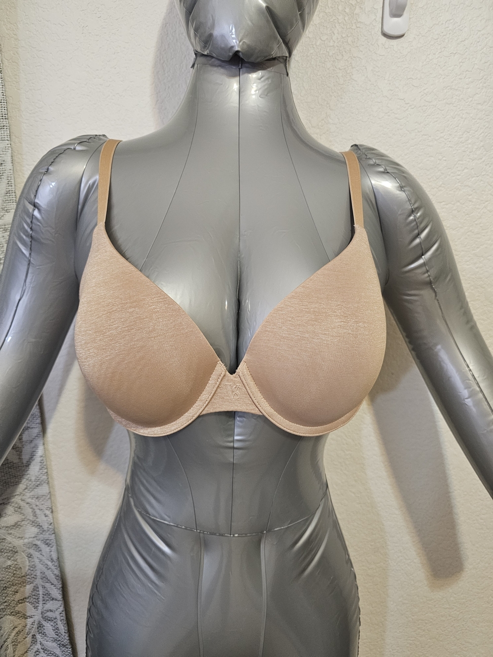 Victoria's Secret Light Nude T-Shirt Bra with Light Padding